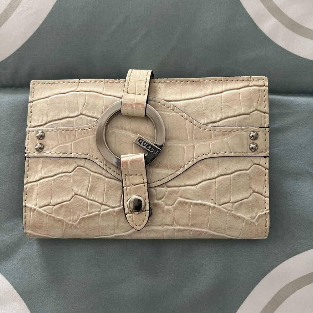 GUESS Crocodile Leather Wallet Off-White